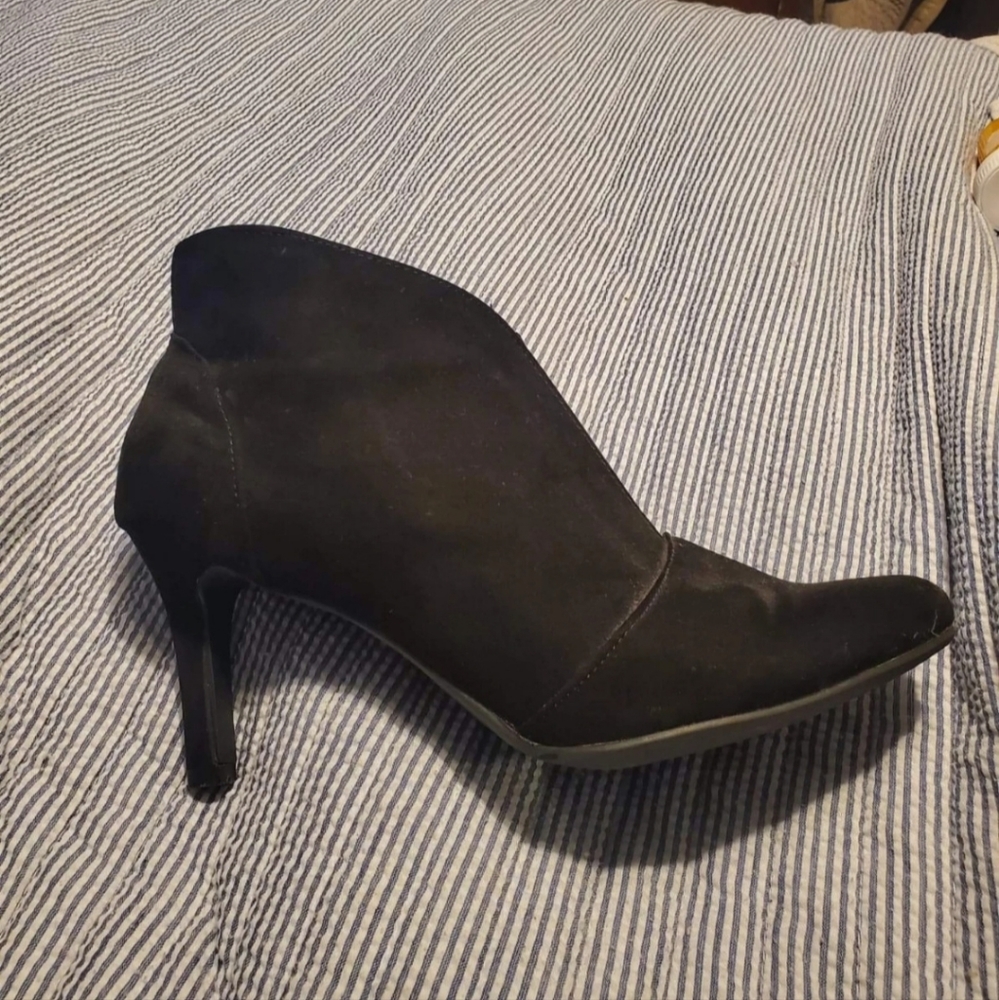 Womens shoes by madeleine